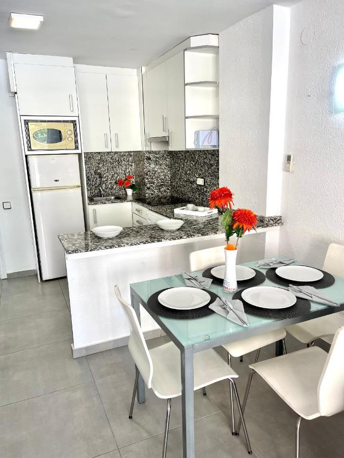 סאלו Apartbeach Novelty Climatizado Y Vistas Playa מראה חיצוני תמונה